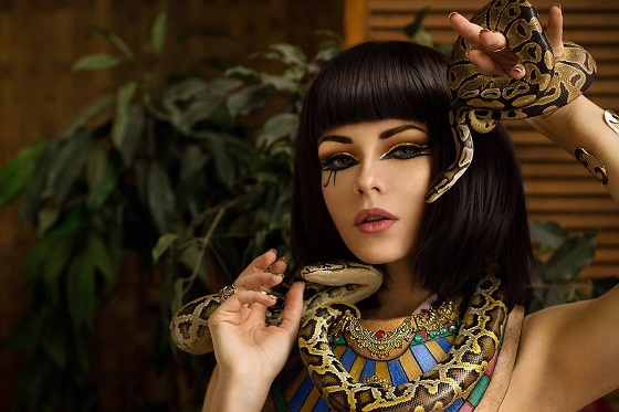Heropress Cosplay Goddess Captain Irachka Is Cleopatra Reborn