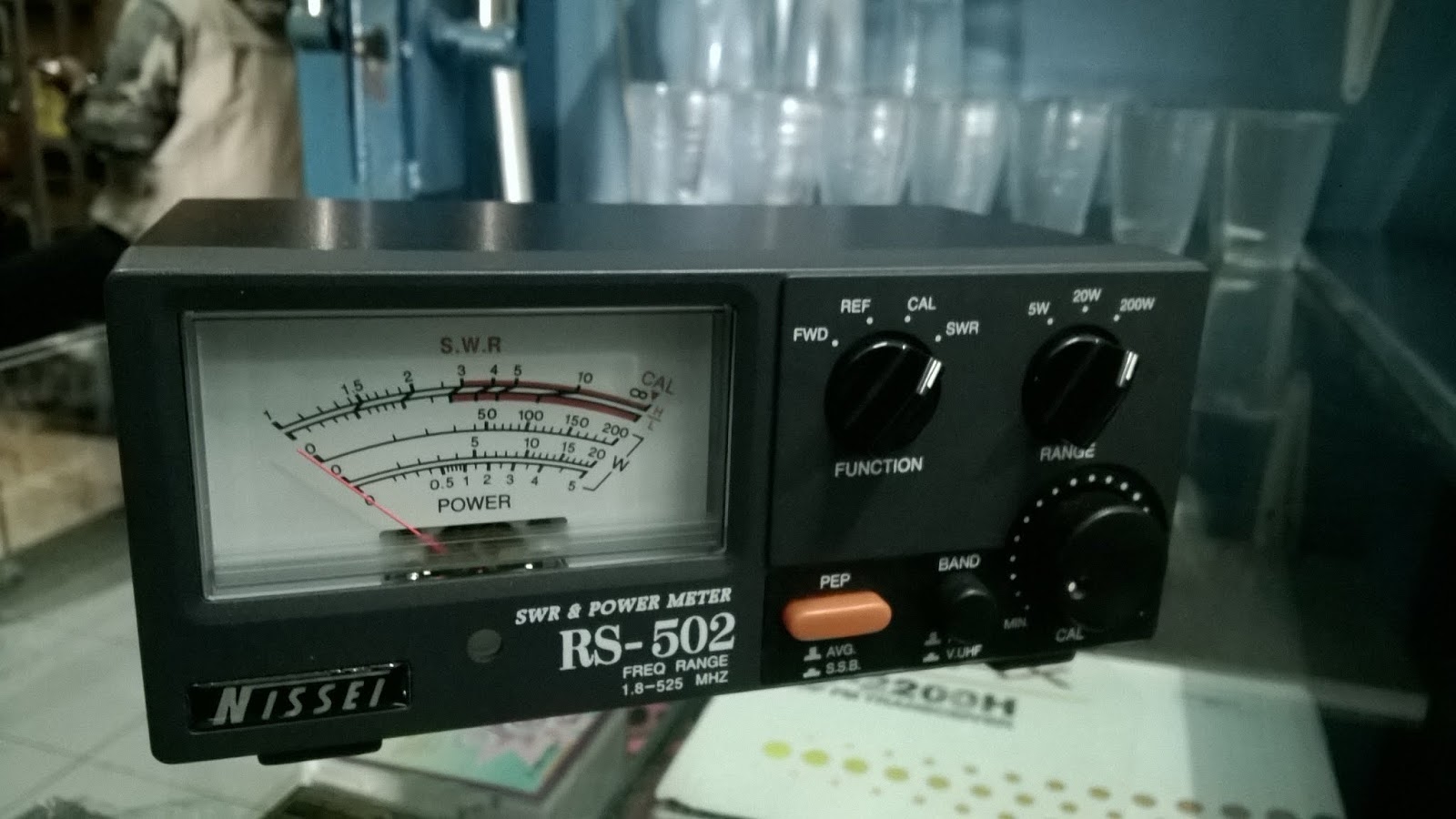 NISSEI RS-502 Parallelwellenmessgerät Für Funkfrequenzen 1,8-525 MHz