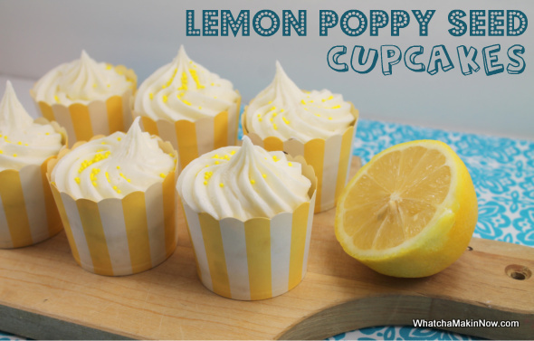 Lemon Poppy Seed Cupcakes w/ Lemon Cream Cheese Frosting - @whatchamakinnow #lemondesserts #recipes