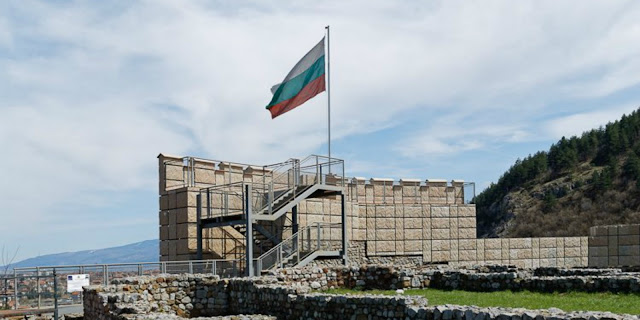 Bulgaria’s ‘fake’ castles fail to inspire tourist boom Bulgaria’s ‘fake’ castles fail to inspire tourist boom