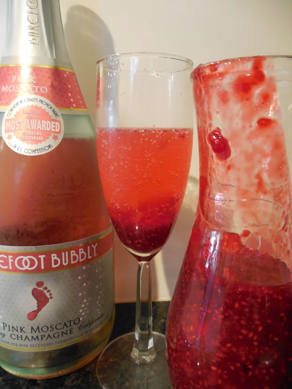 Two Kid Kitchen: pink raspberry moscato cocktail