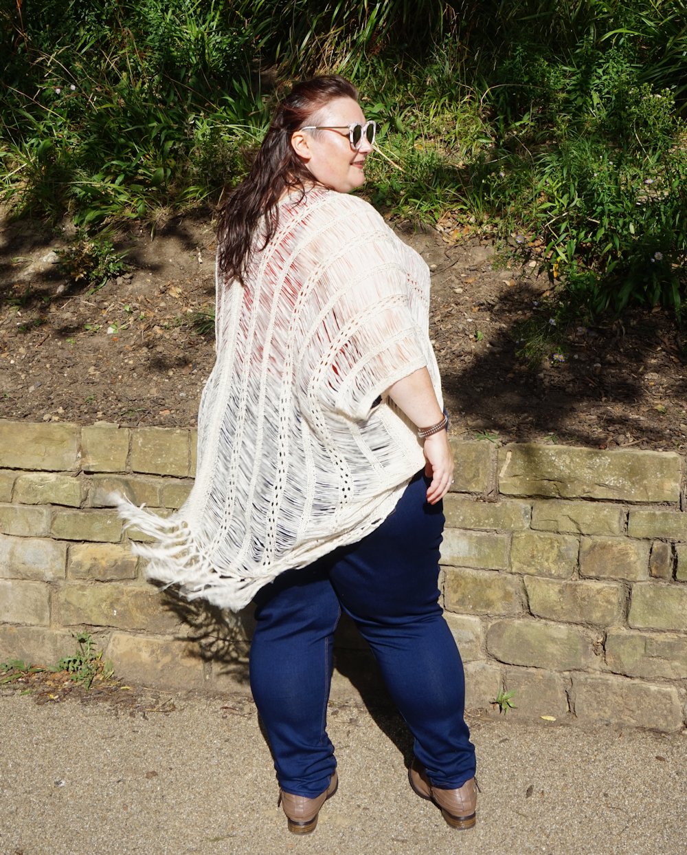 Simply Be open knit cardigan and Lucy plus size high waist jeans // www.xloveleahx.co.uk