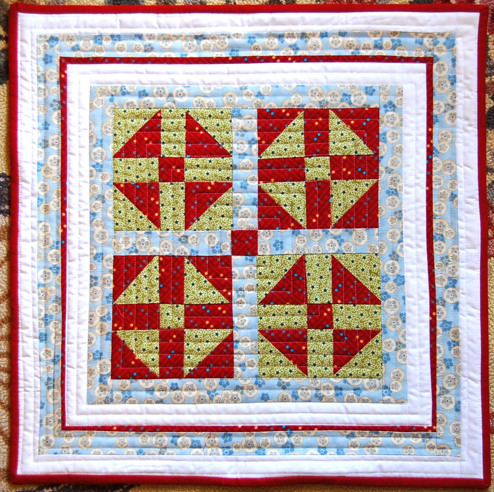 The QuiltConChurn DashClass SampleDoll Quilt