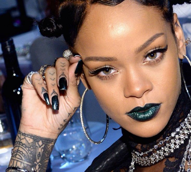 Rihanna Nails!