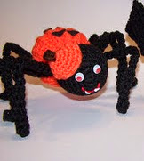 http://www.ravelry.com/patterns/library/pumpkin-spider-and-pumpkin-bat