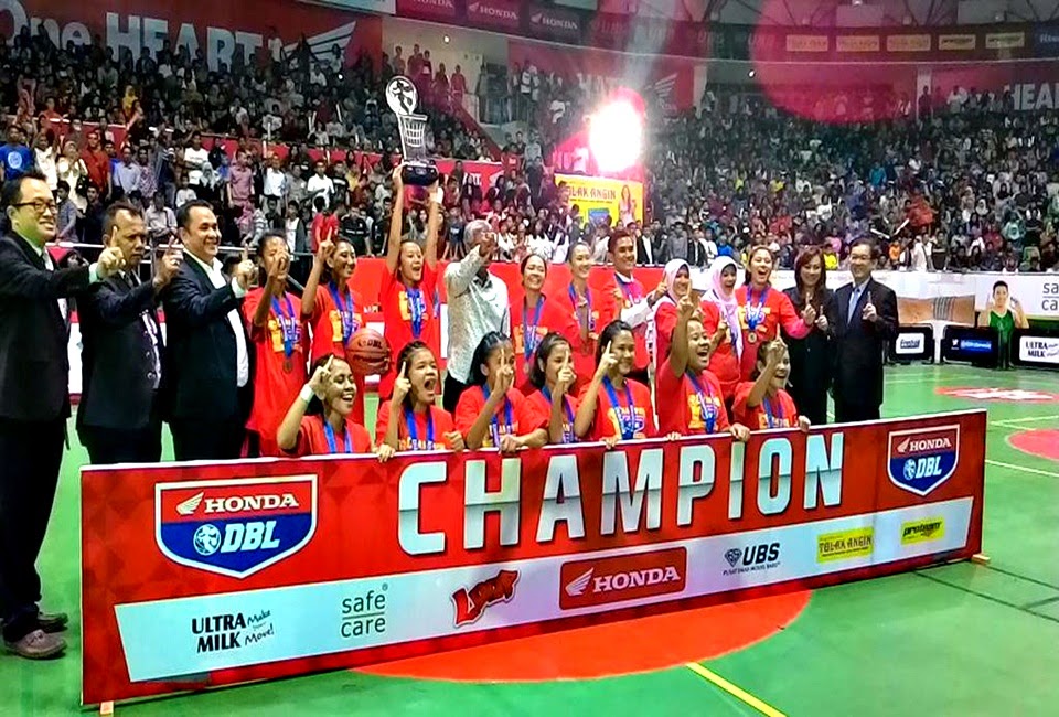 Tim putri SMAN 1 Teluk Kuantan Campion di DBL Riau series 2015