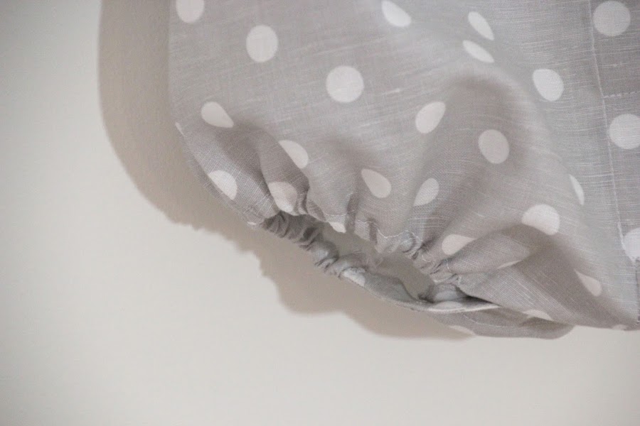 Tutorial y patrones ropa para bebe: Pelele o ranita de lunares para bebe DIY. Blog costura y blog diy