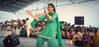 डांसर सपना चौधरी के कार्यक्रम में भीड़ हुई बेकाबू - Sapna-dancer-ka-program डांसर सपना चौधरी के कार्यक्रम में भीड़ हुई बेकाबू - Sapna-dancer-ka-program
