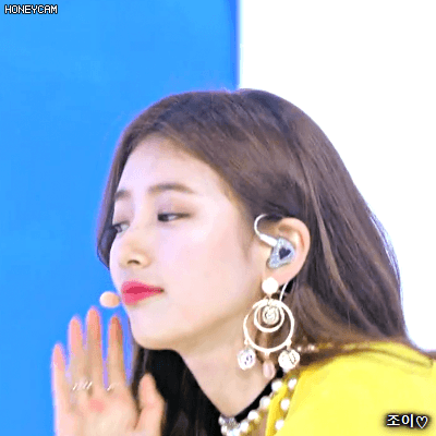 심장폭행하는 수지 | 인스티즈