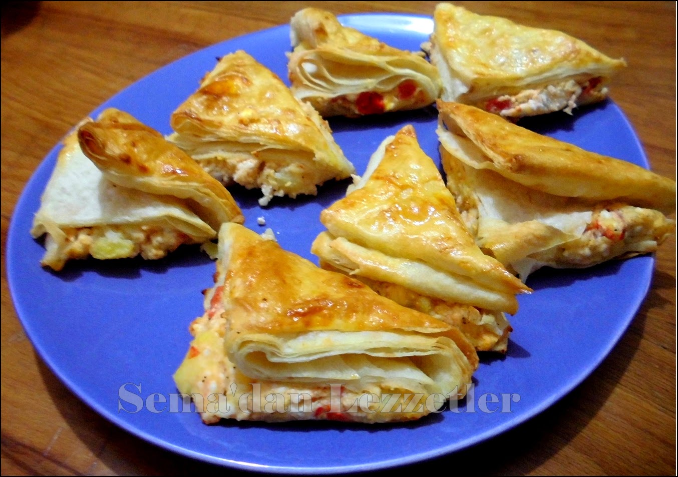 Semadan Lezzetler ÜÇGEN BÖREK