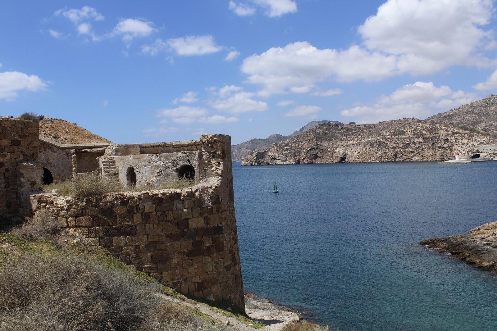 Excursión curiosa Baterías de costa abandonadas en Cartagena EXCURSIONES Y SENDERISMO