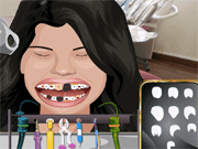 Selena Perfect teeth