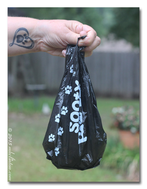 Sooty Paw Paw dog poop bag
