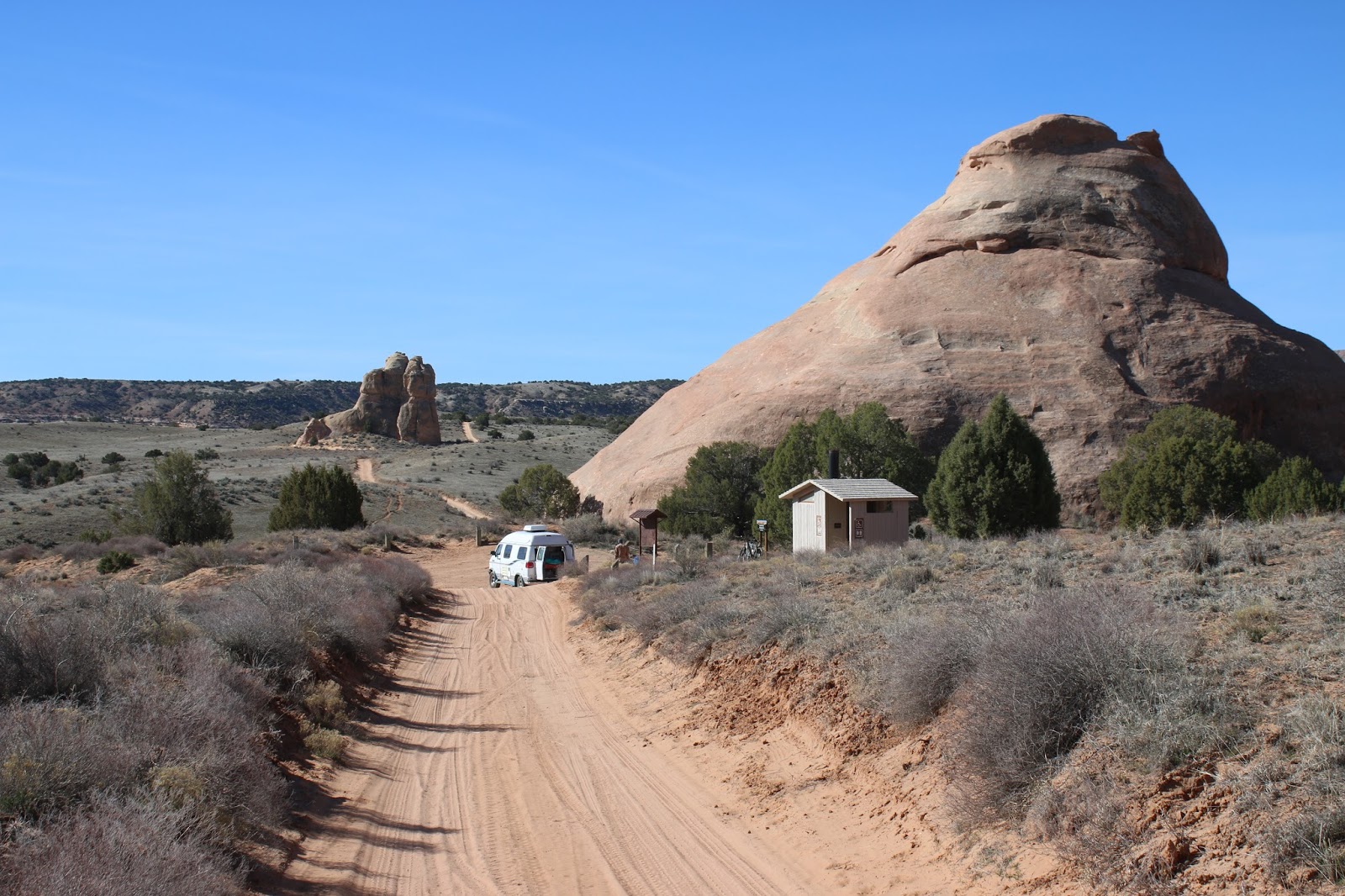 gjhikes.com: Kokopelli - Rabbit Valley Section