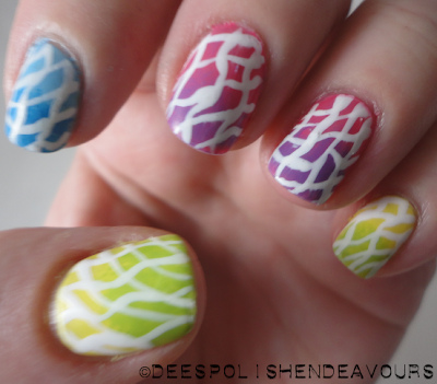 Squiggly Colourful Ombre Nails