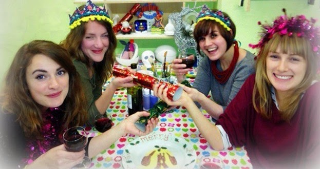 WORLD LIFESTYLE PHENOMENA: Christmas Weird &amp; Wonderful