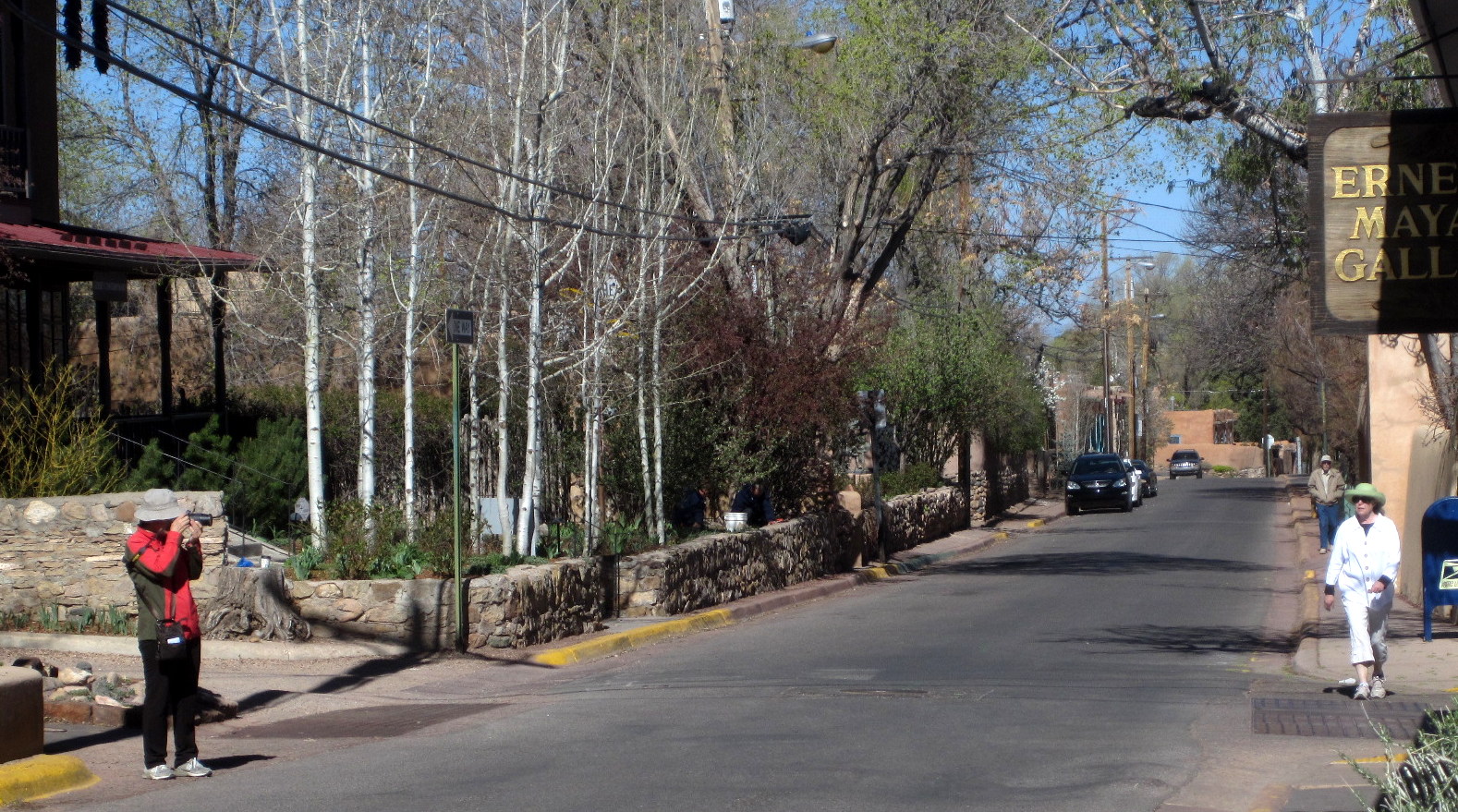 A Plein Air Painter's Blog - Michael Chesley Johnson: Santa Fe's Canyon