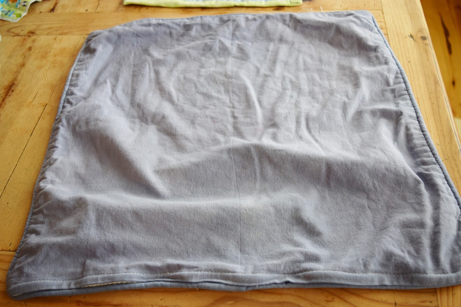 How to Dye a Pillow Adventures of a DIY Mom