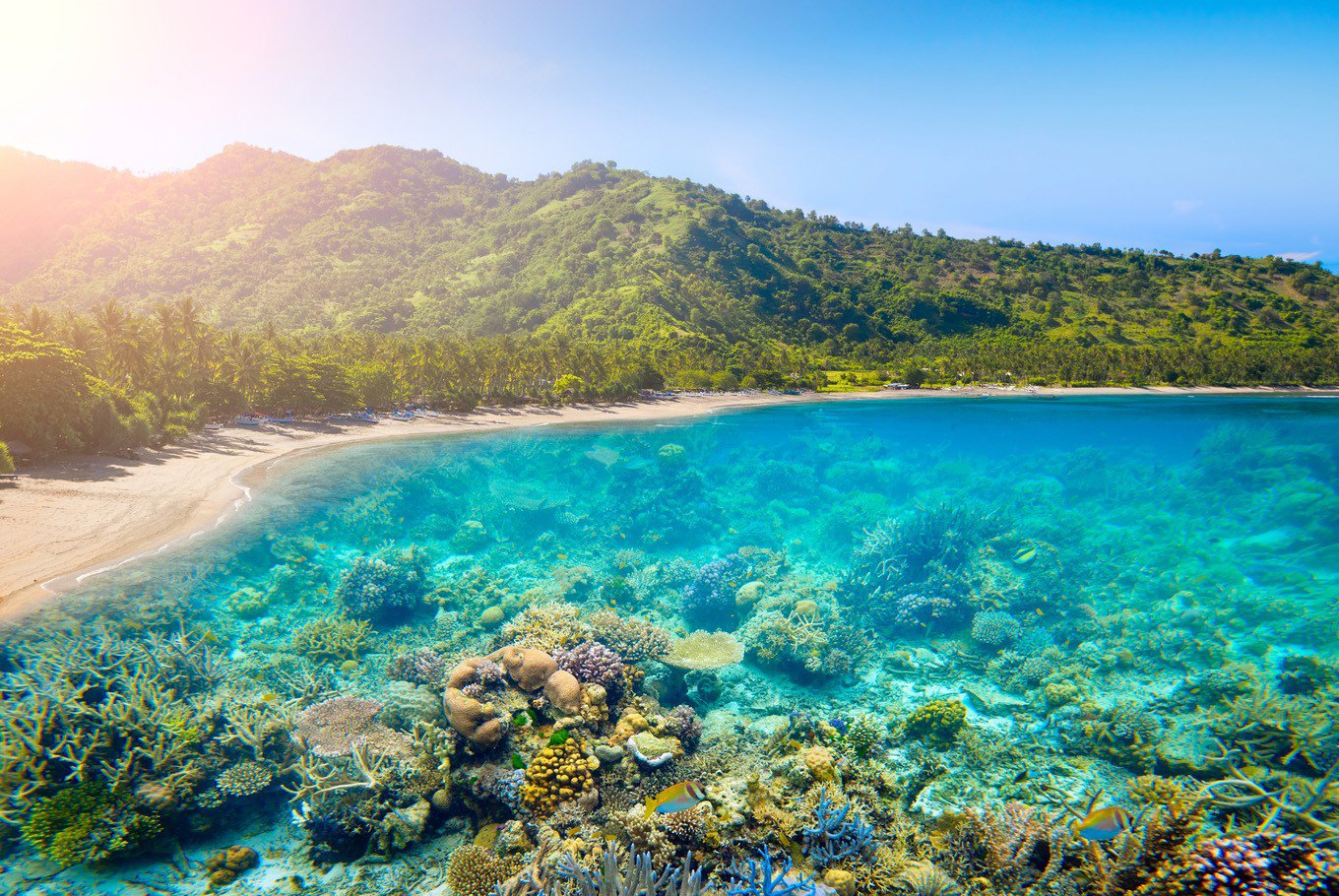  Lombok  eyes more foreign tourists with family friendly 