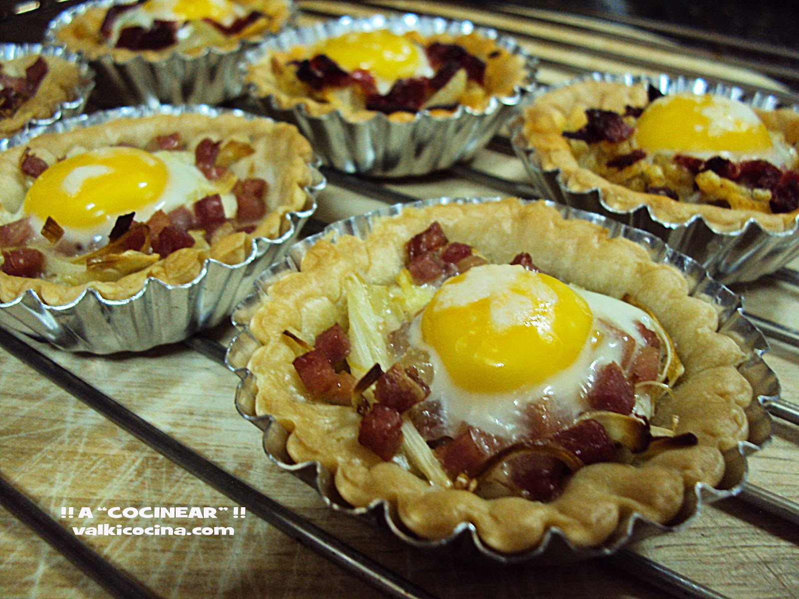 TARTALETAS SALADAS CON HUEVO DE CODORNIZ jamón/puerros y patatas/chorizo ¡¡A COCINEAR TARTALETAS SALADAS CON HUEVO DE CODORNIZ jamón/puerros y patatas/chorizo ¡¡A COCINEAR