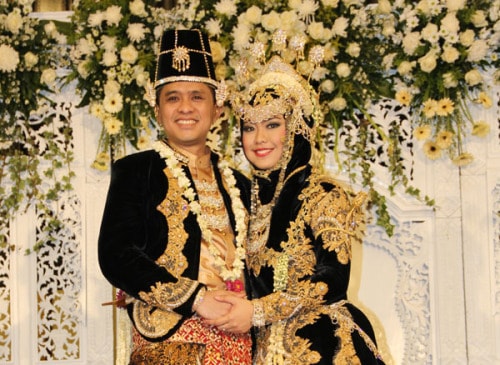 baju nikah adat jogja
