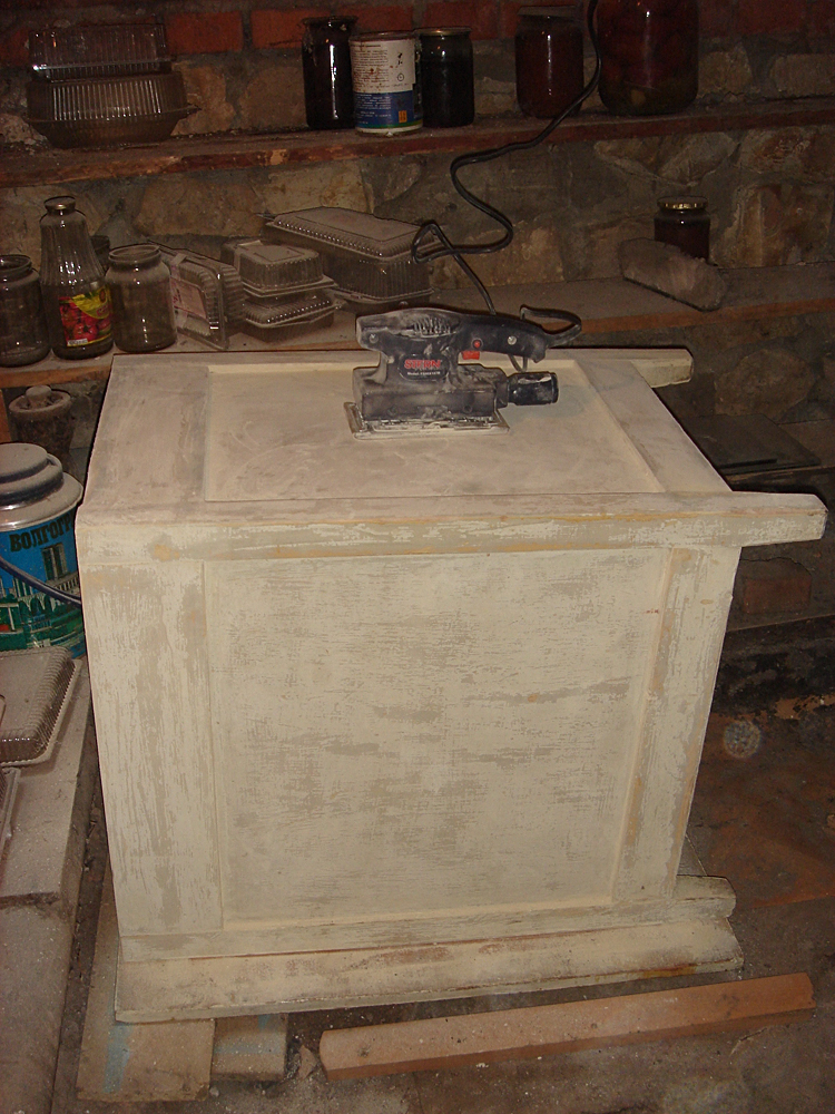 РукоБлогство: Реставрация тумбочки началась!