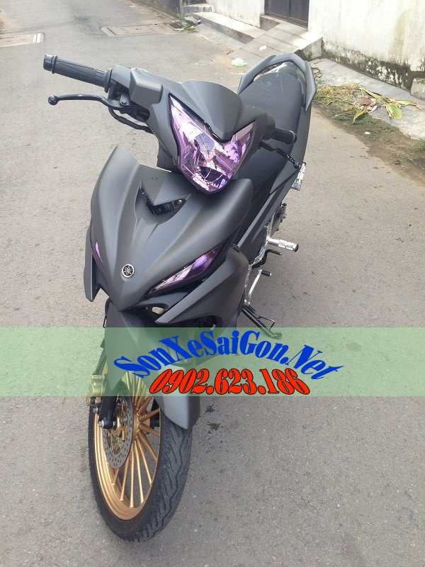 Mẫu sơn xe Exciter 2011 màu xám nhám