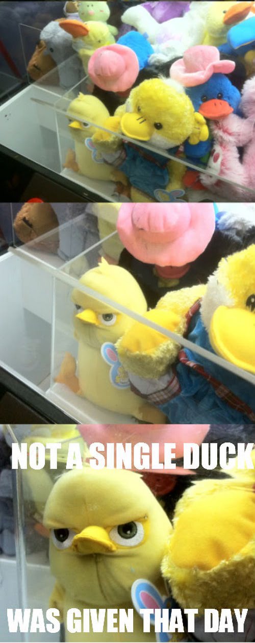 image: dennys-claw-machine2