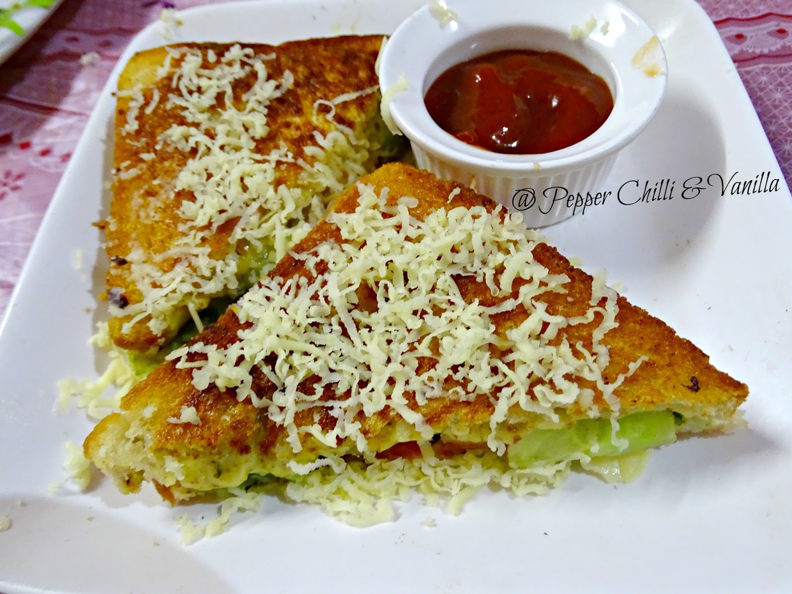 Veg Cheese Toast/Veg Cheese Toast Sandwich Recipe Pepper, Chilli and Vanilla