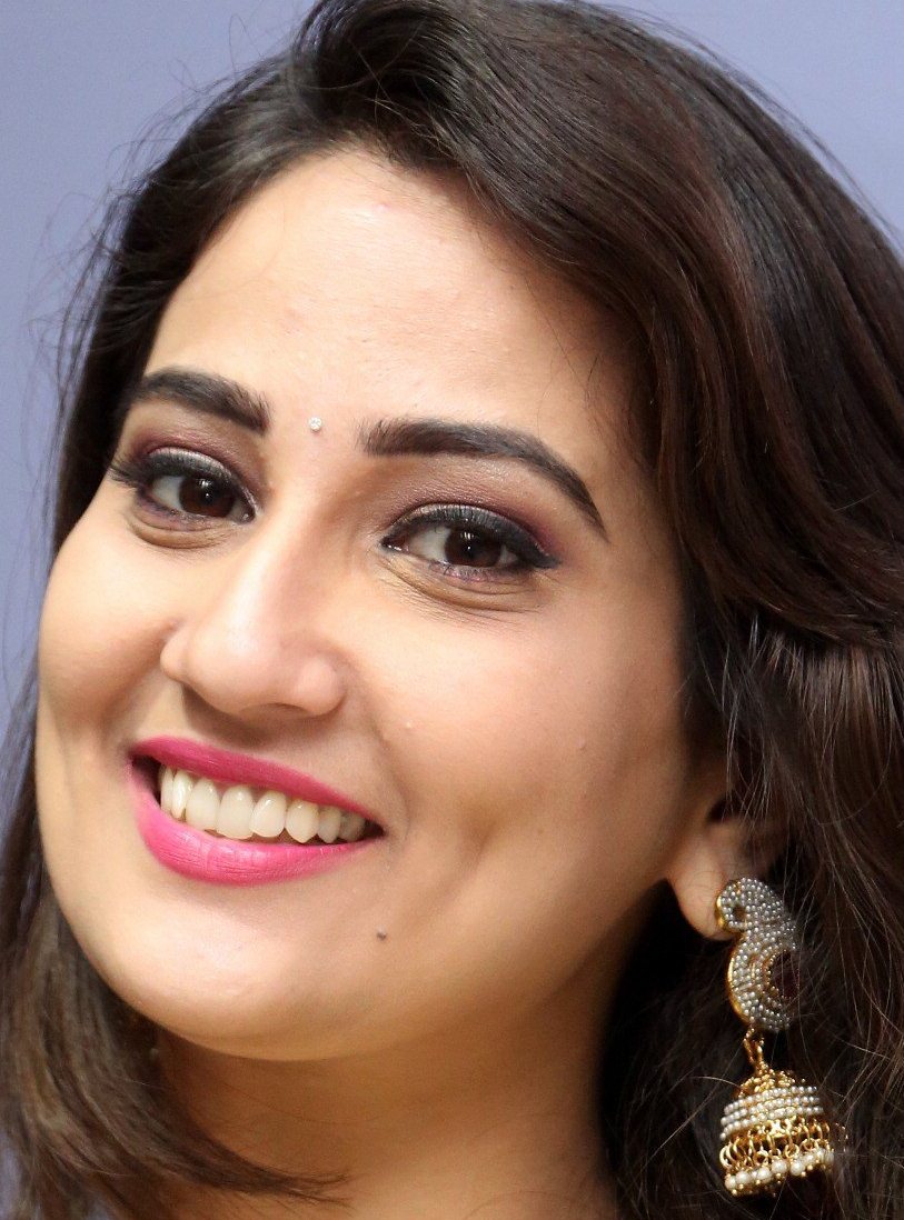 Telugu TV Anchor Manjusha Beautiful Ear Rings Face Close Up Photos
