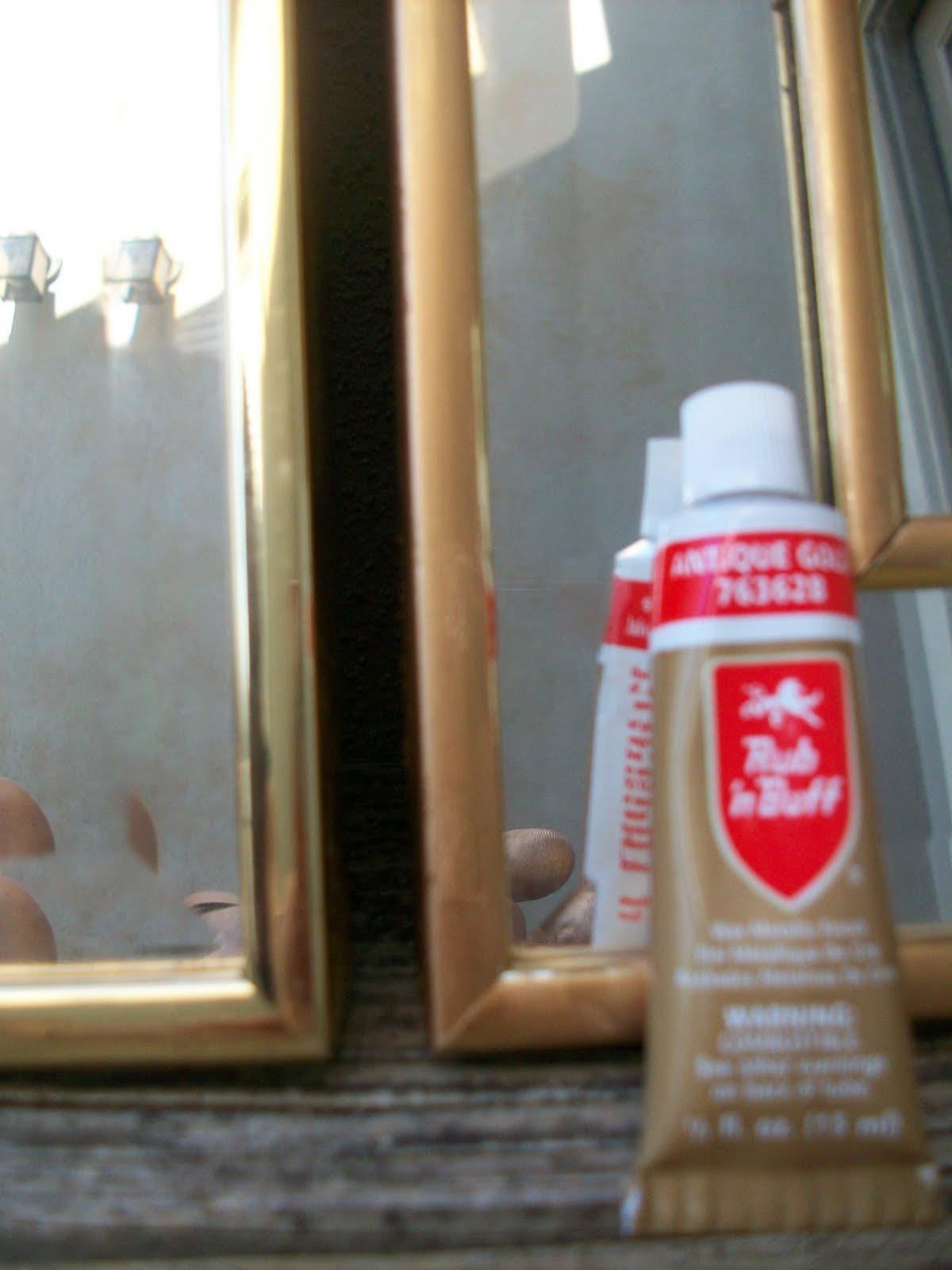 Make Them Wonder Goodwill Mirrors meet Rub 'n Buff