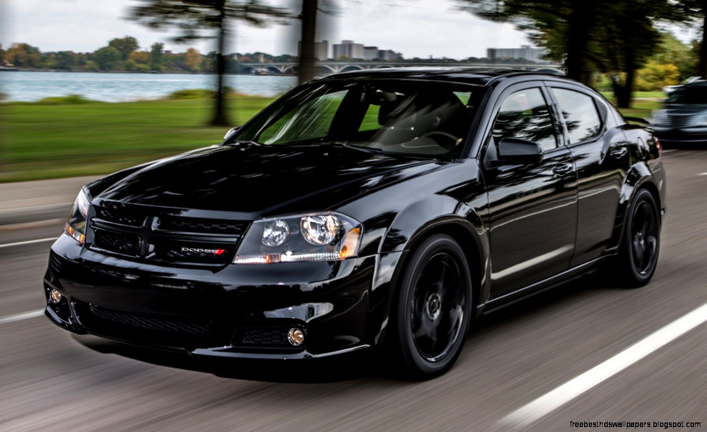 Dodge Avenger – pictures information and specs