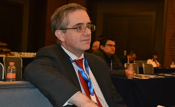 Manuel Montoya Ortega, director General del Clúster Automotriz de Nuevo León (Claut) afirma que trabajar en el contenido nacional es una forma en que puede prepararse la industria automotriz para ser competitiva. (Foto: Vanguardia Industrial)