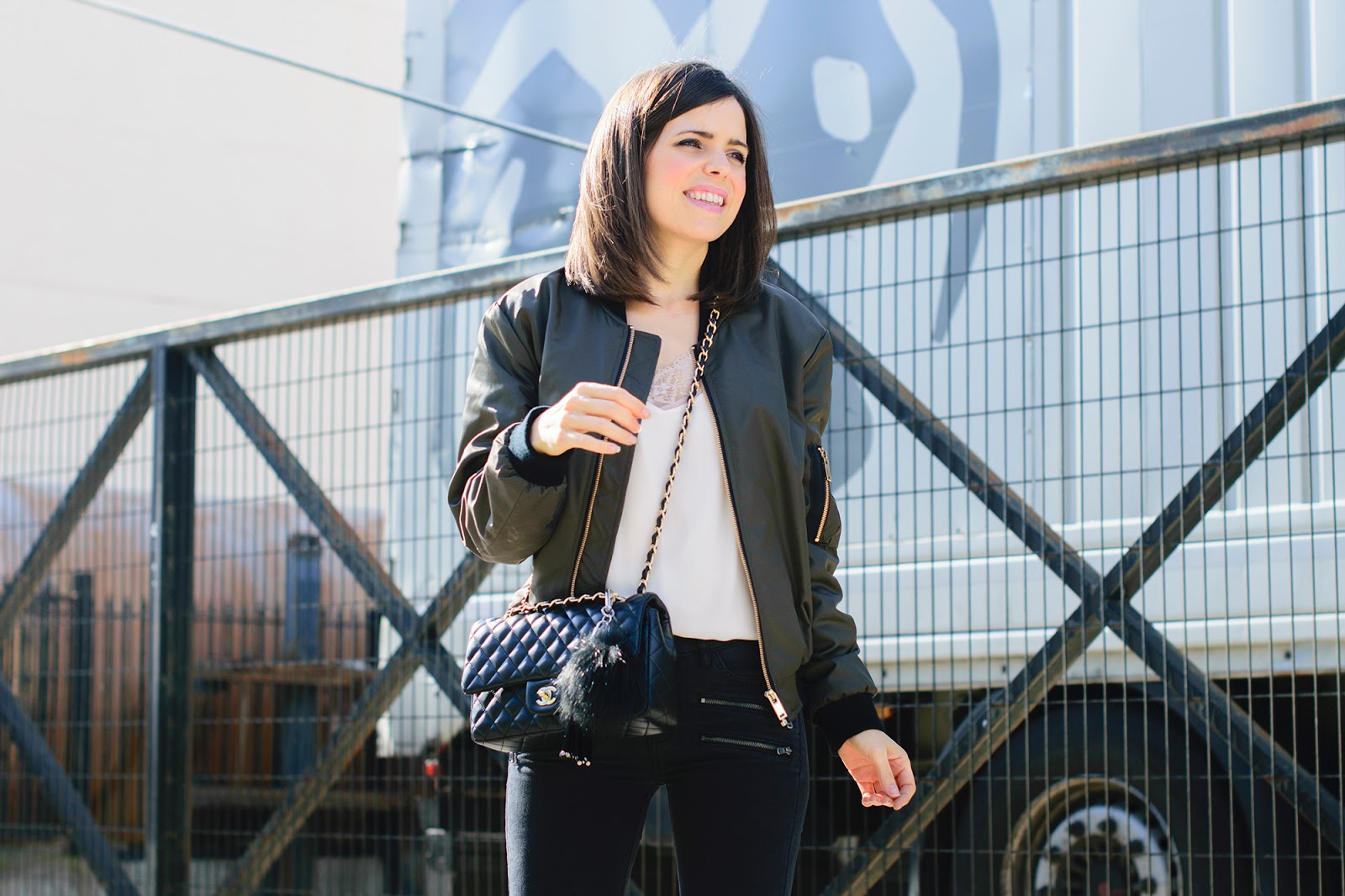 Look de ponteunostacones con bomber de nueva temporada de zara