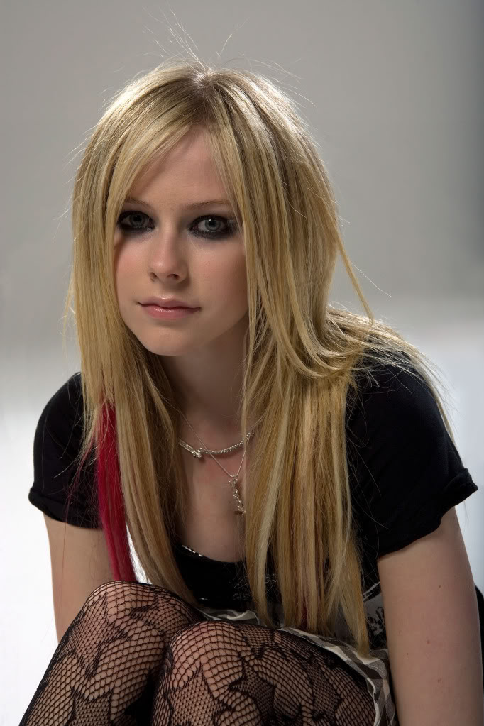 La Kuvent Avril Lavigne Is Still Cute