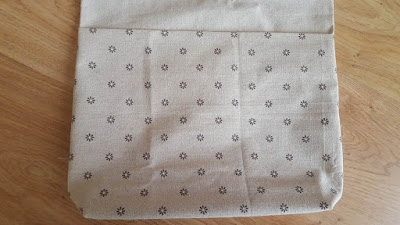 Summer tote bag with pocket tutorial and pattern Summer tote bag with pocket tutorial and pattern