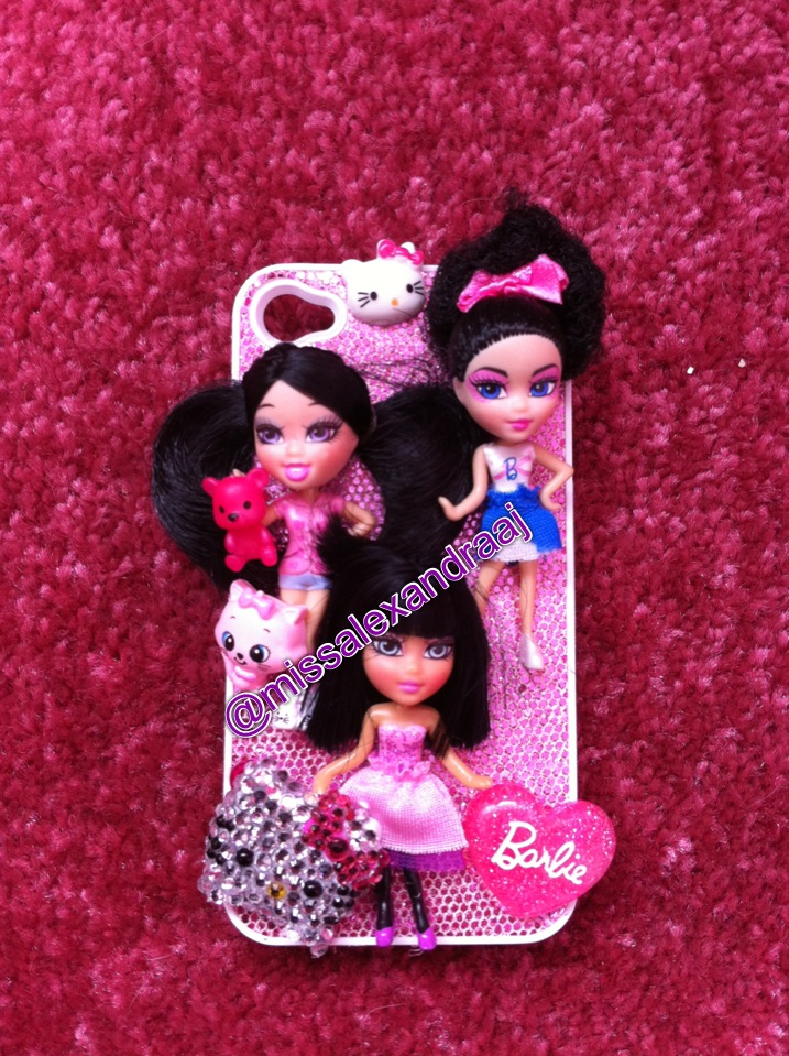 Pretty in Pink UK: The Ultimate Barbie phone cover
