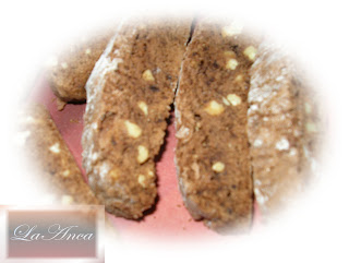 Biscotti de ciocolata cu nuci