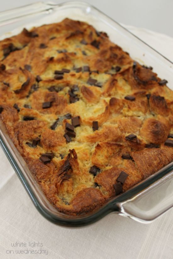 Croissant & Chocolate Bread Pudding Red White Apron