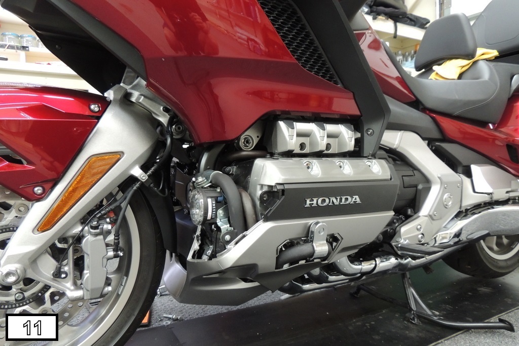 BQ's Motorcycle Adventures 20180515_Kuryakyn 7980 Highway Pegs