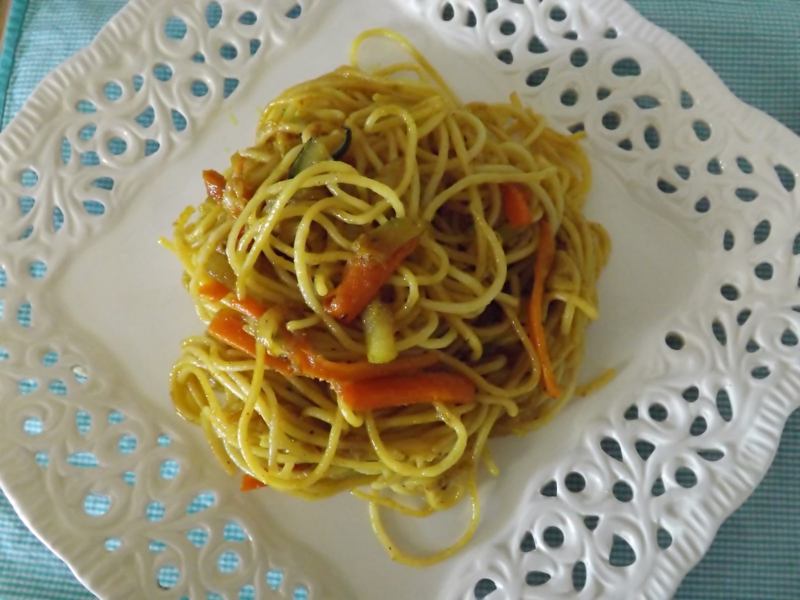 Con berretes Espaguetis con verduras al