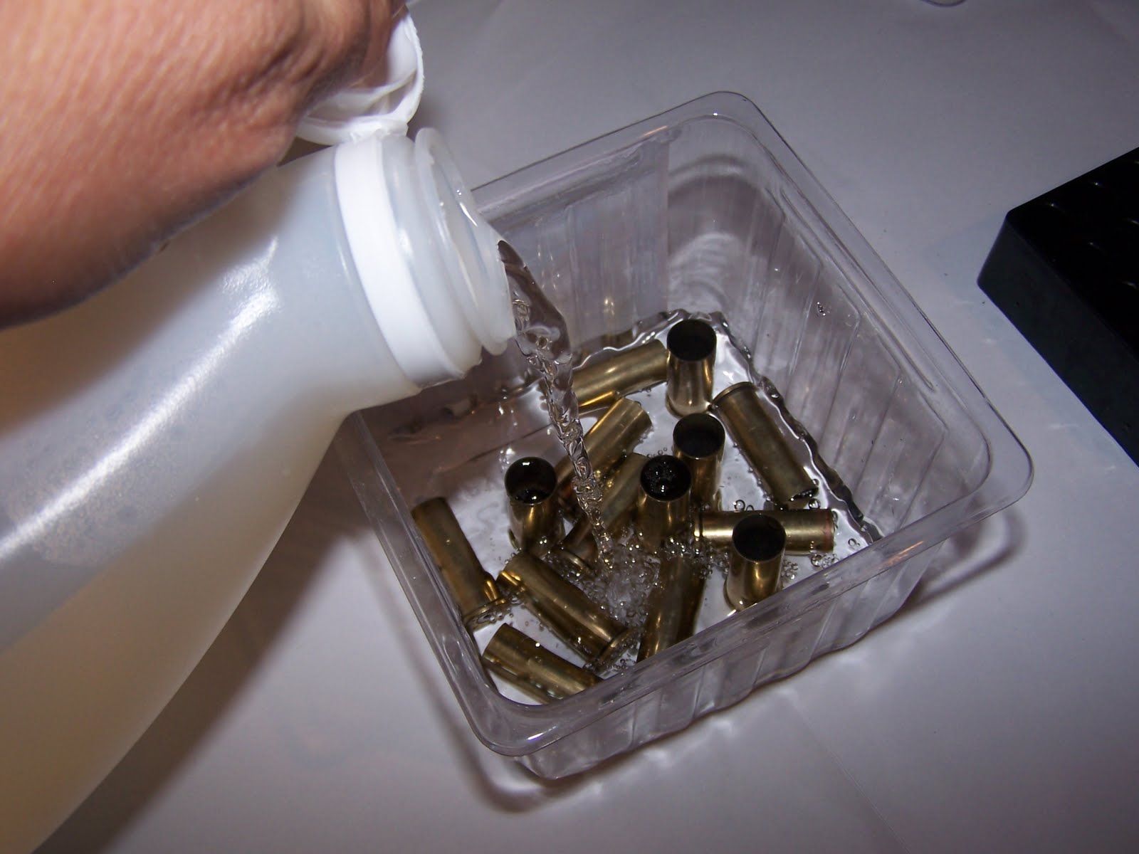 Reloader's Corner Cleaning Brass Cases With Simple Household Ingrediants