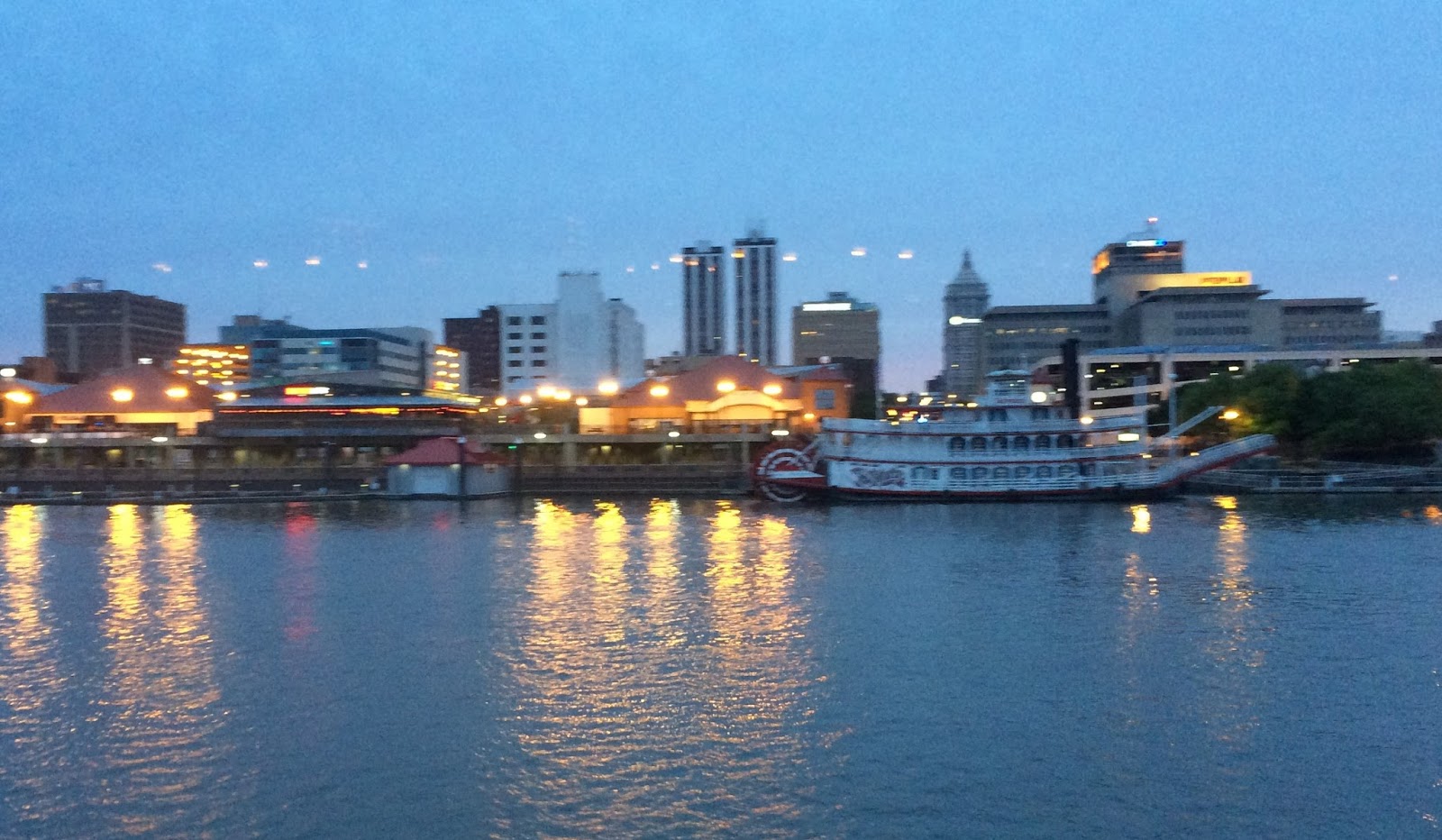 Lucky Us Adventures Day 49 to Heritage Harbor Marina in Ottawa IL