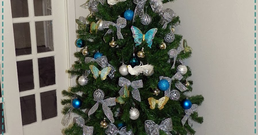 Árvore de natal prata e azul - Jeito de Casa - Blog de Decoração e  Arquitetura
