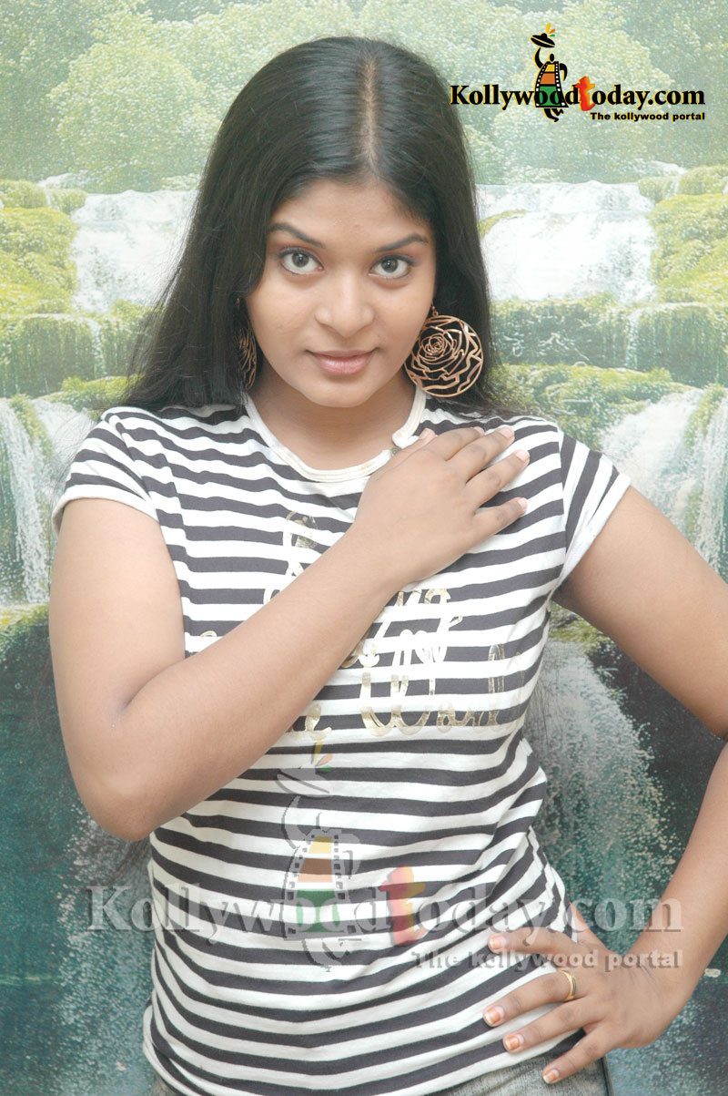 serial actress neepa hot images serial actress neepa hot images