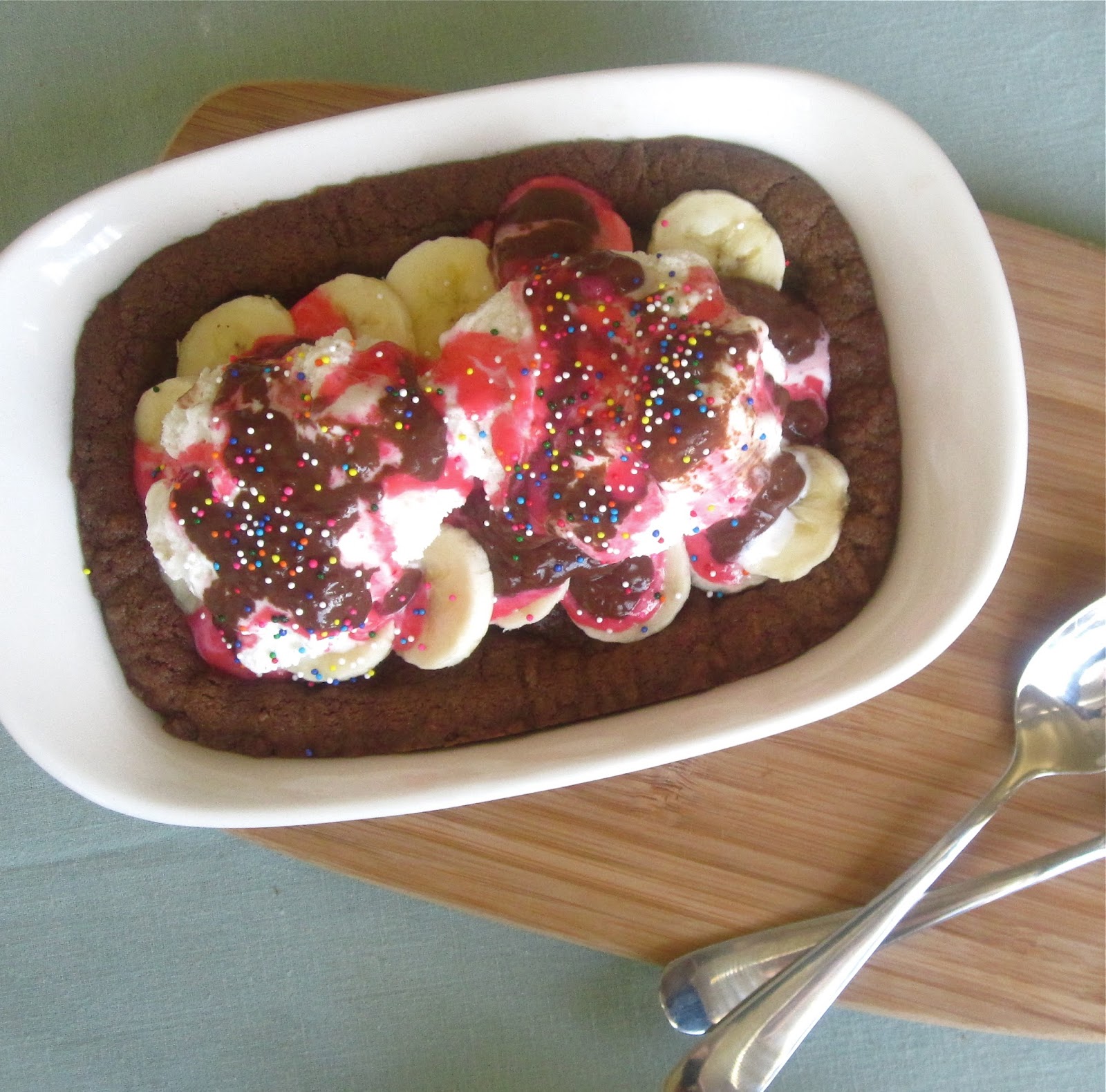 Deep Dish Brownie Banana Split For Two The Lindsay Ann