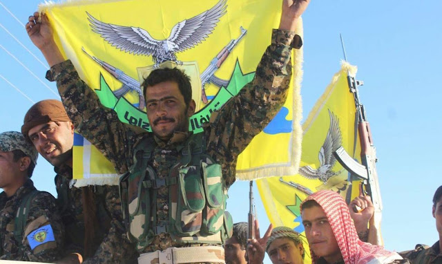 Mientras tanto, en el norte de Siria...