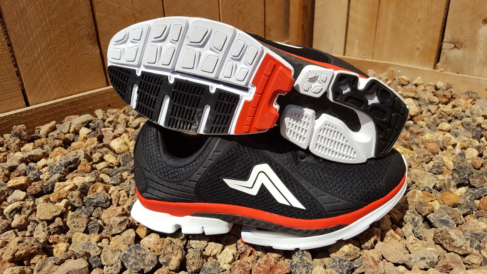 ampla running shoes