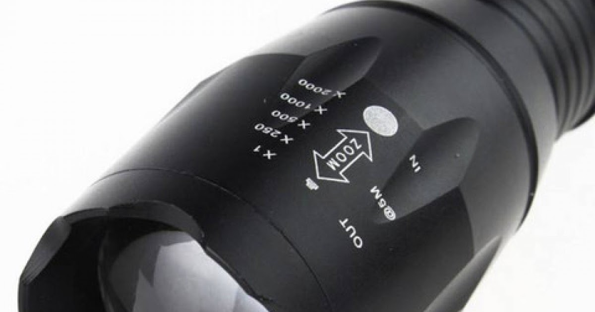 TORCIA MILITARE XLIGHT PRO POWER LED POTENTISSIMA CHE SARA´ VIETATA IN ITALIA