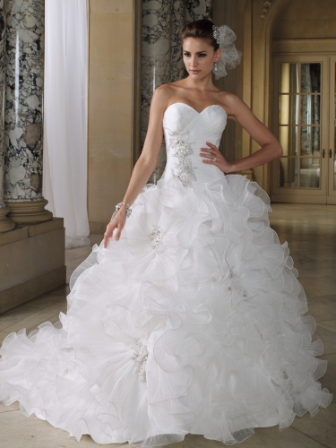 Ruffle Wedding Dresses ~ Unique Wedding Ideas and Collections ...